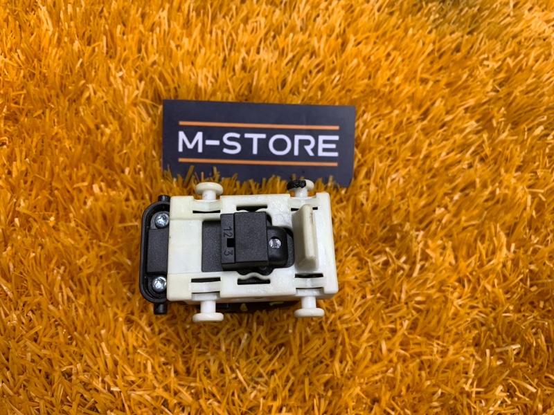 кнопка стеклоподъемника, 300 рублей, Красноярск