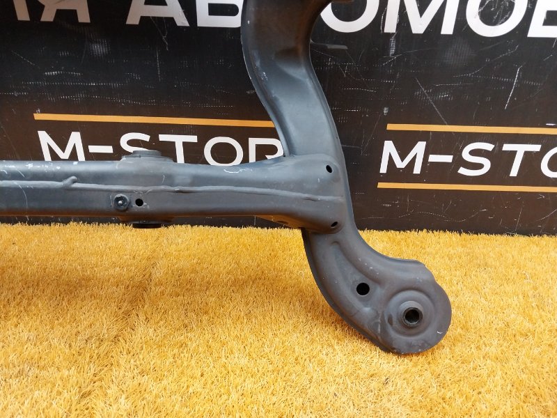 Балка поперечная (подрамник), 3800 рублей, Красноярск