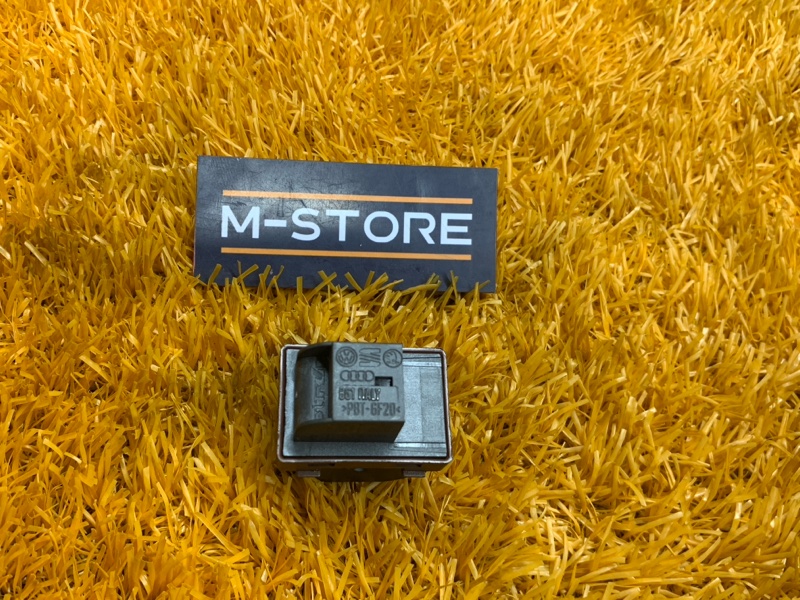 Кнопка открывания багажника, 350 рублей, Красноярск