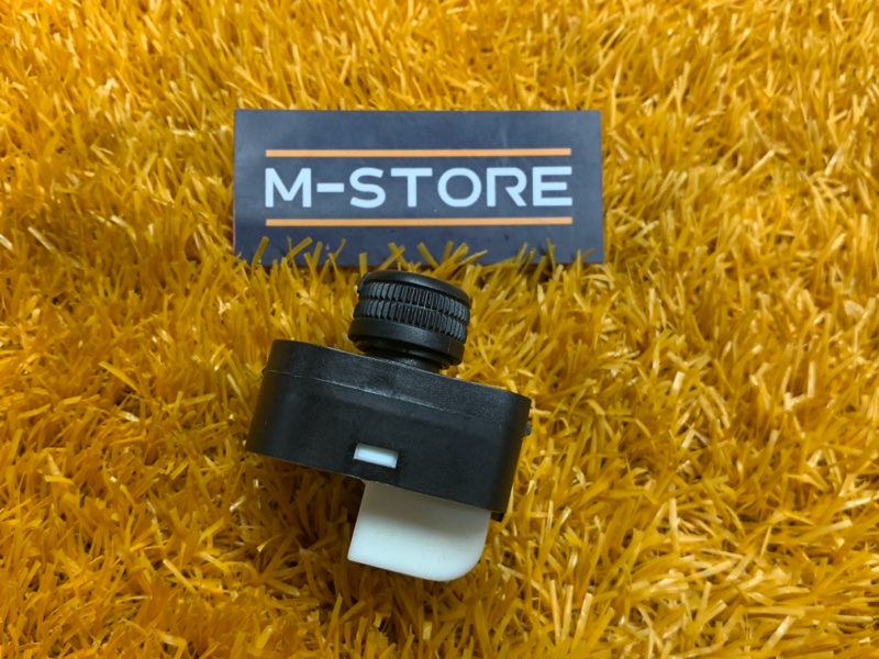 Кнопка регулировки зеркал, 500 рублей, Красноярск