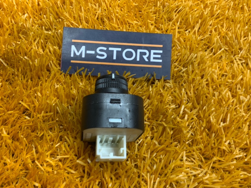 Кнопка регулировки зеркал, 500 рублей, Красноярск