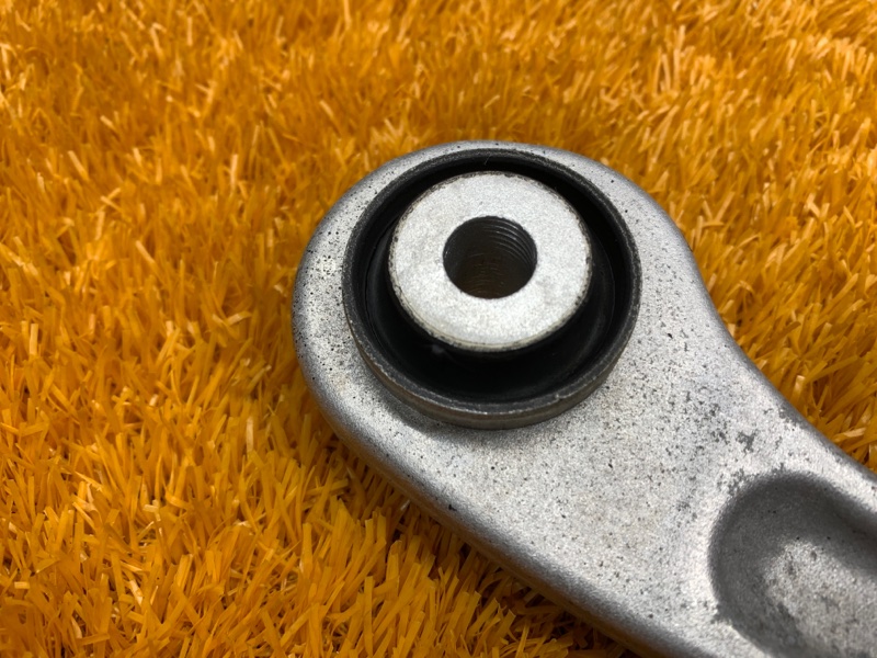 Рычаг подвески верхний, 960 рублей, Красноярск