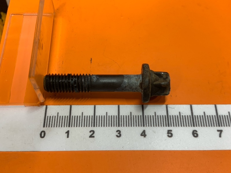 Болт привода, 380 рублей, Красноярск