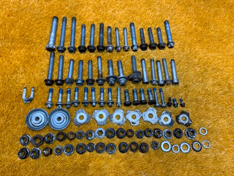 Болты и гайки задней подвески, 630 рублей, Красноярск