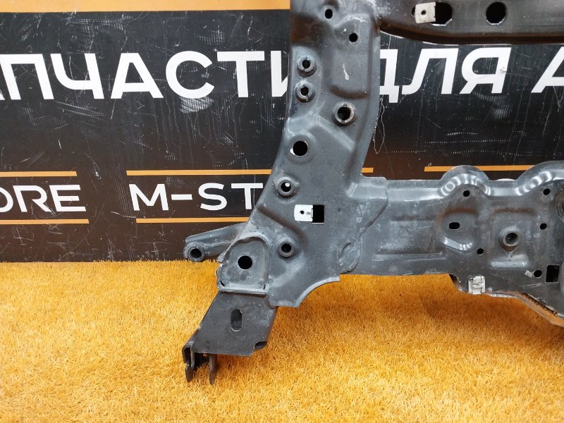 Балка поперечная (подрамник), 9000 рублей, Красноярск