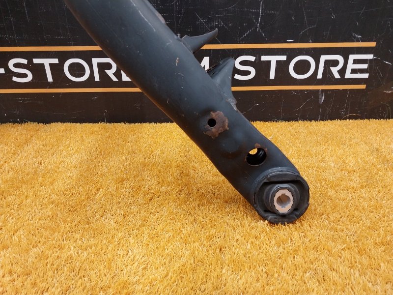 Балка поперечная (подрамник), 2000 рублей, Красноярск