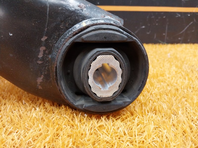 Балка поперечная (подрамник), 2000 рублей, Красноярск