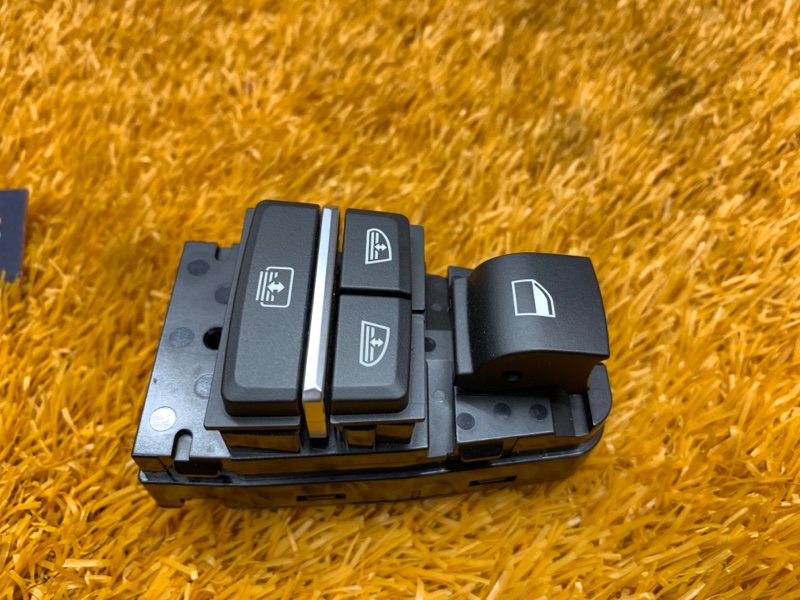 кнопка стеклоподъемника, 700 рублей, Красноярск