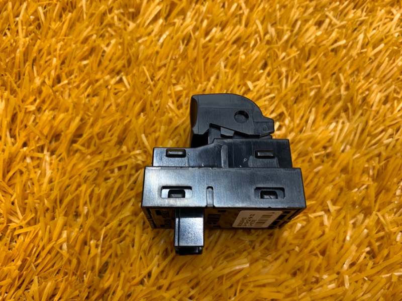 кнопка стеклоподъемника, 200 рублей, Красноярск