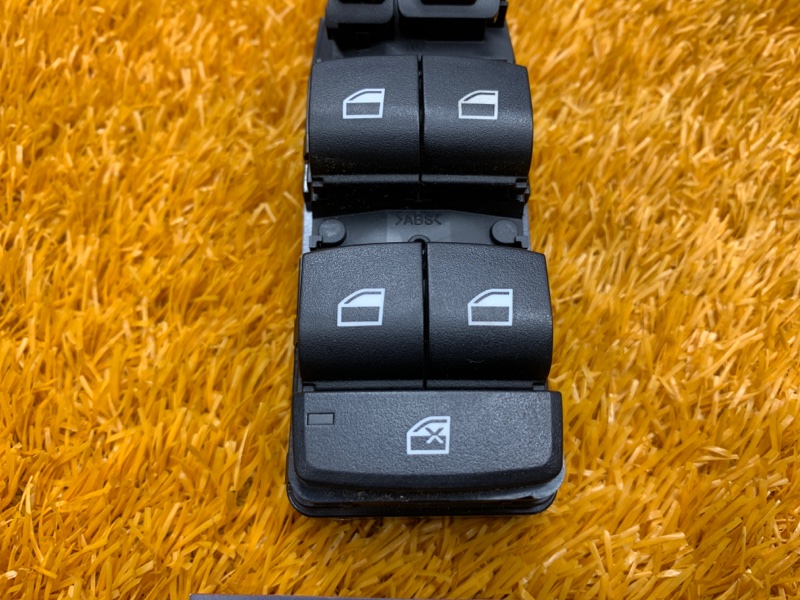 Блок управления стеклоподъемниками, 1000 рублей, Красноярск