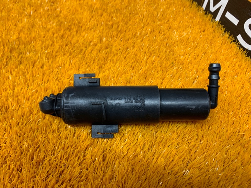 Форсунка омывателя фары, 1000 рублей, Красноярск