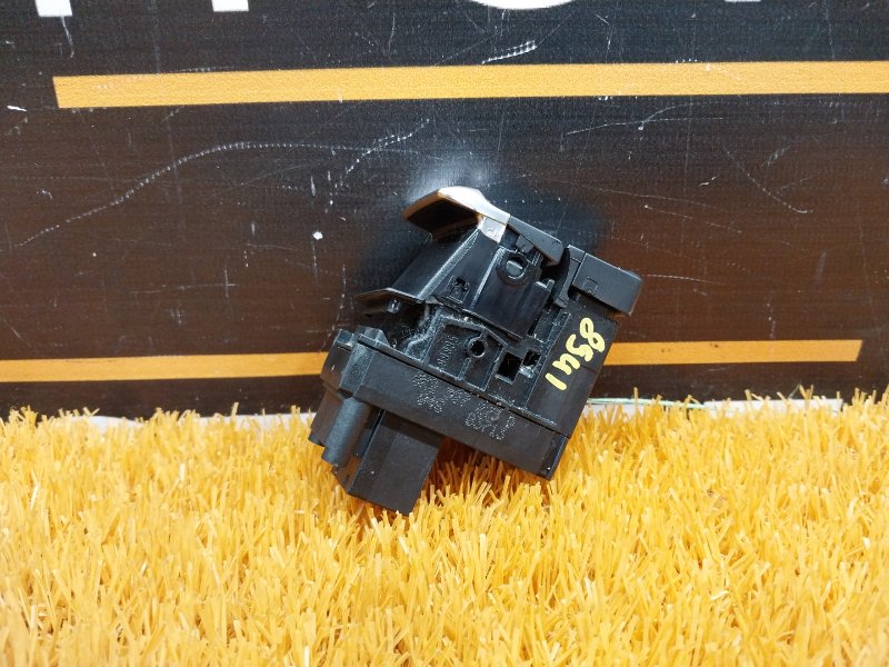 Кнопка стояночного тормоза, 500 рублей, Красноярск