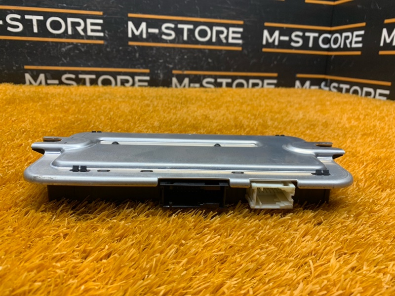 блок управления светом, 2000 рублей, Красноярск