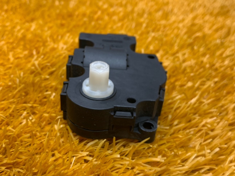 привод заслонки отопителя, 200 рублей, Красноярск