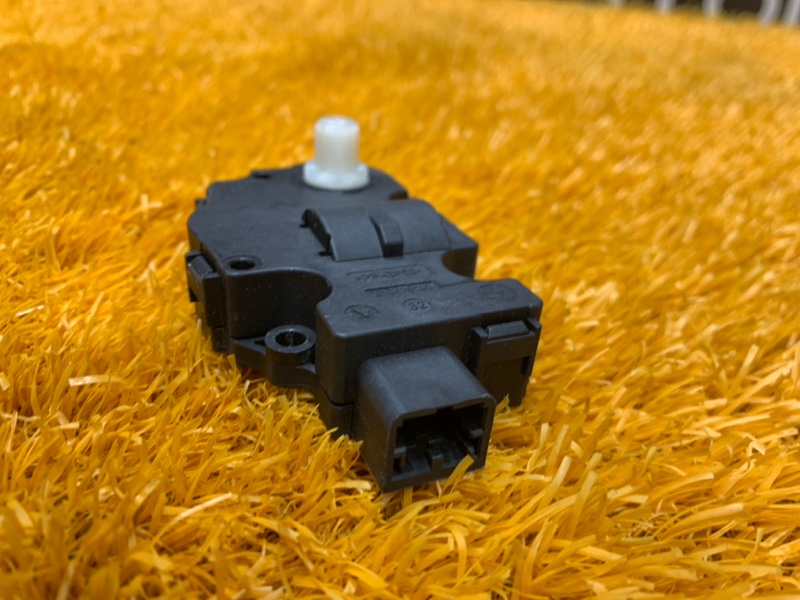 привод заслонки отопителя, 200 рублей, Красноярск