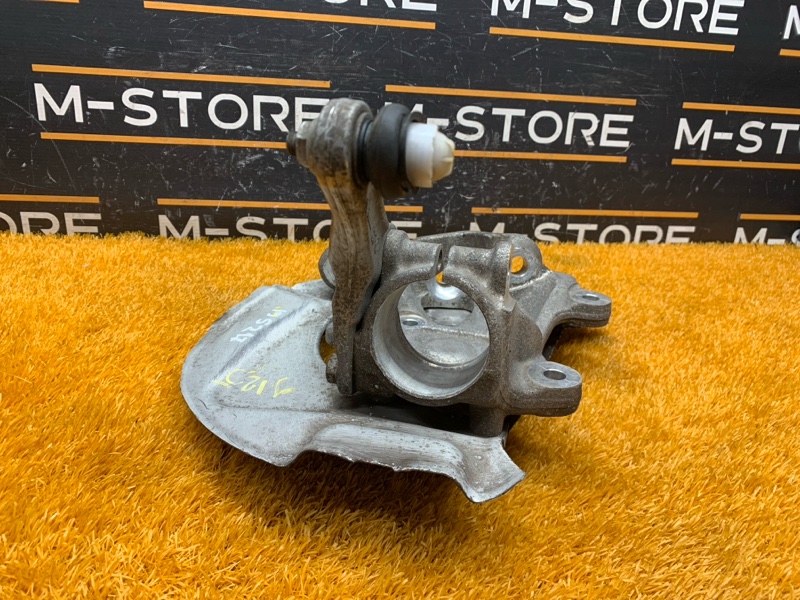 кулак поворотный, 1000 рублей, Красноярск