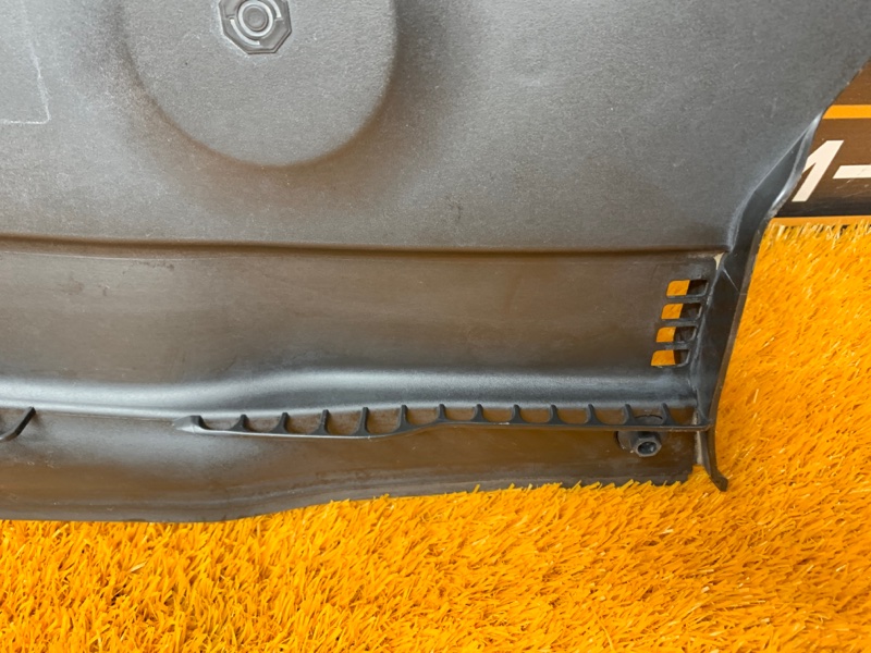 Водосток лобового стекла, 340 рублей, Красноярск