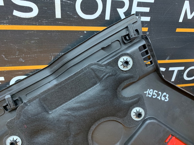 Водосток лобового стекла, 340 рублей, Красноярск