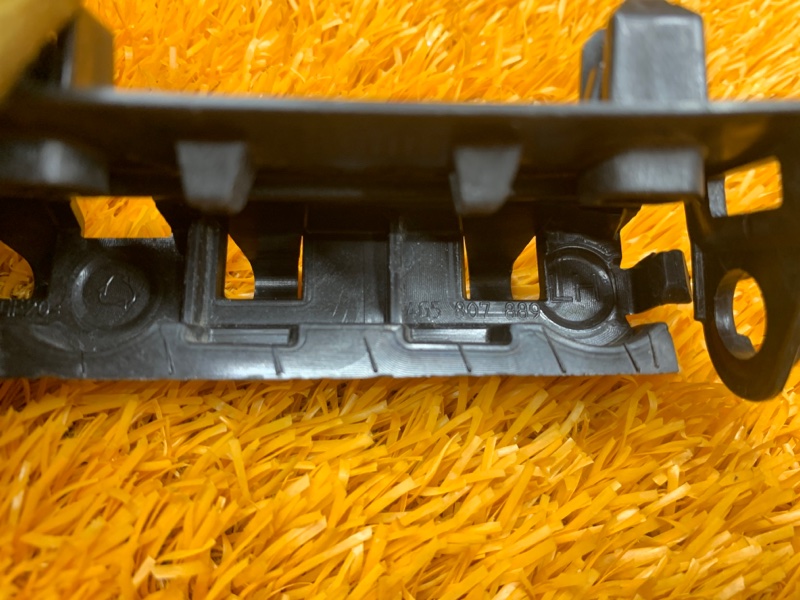 крепление бампера, 450 рублей, Красноярск