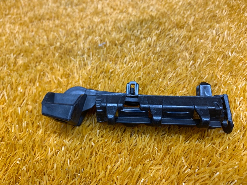 крепление бампера, 450 рублей, Красноярск