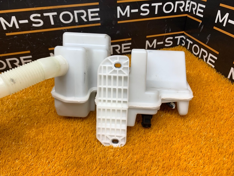 Бачок омывателя, 5000 рублей, Красноярск