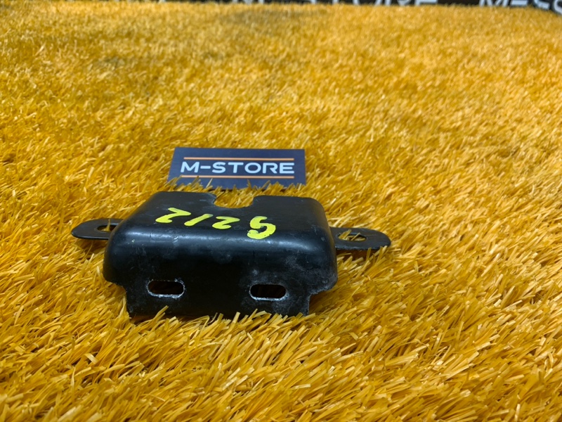 Накладка замка капота, 540 рублей, Красноярск