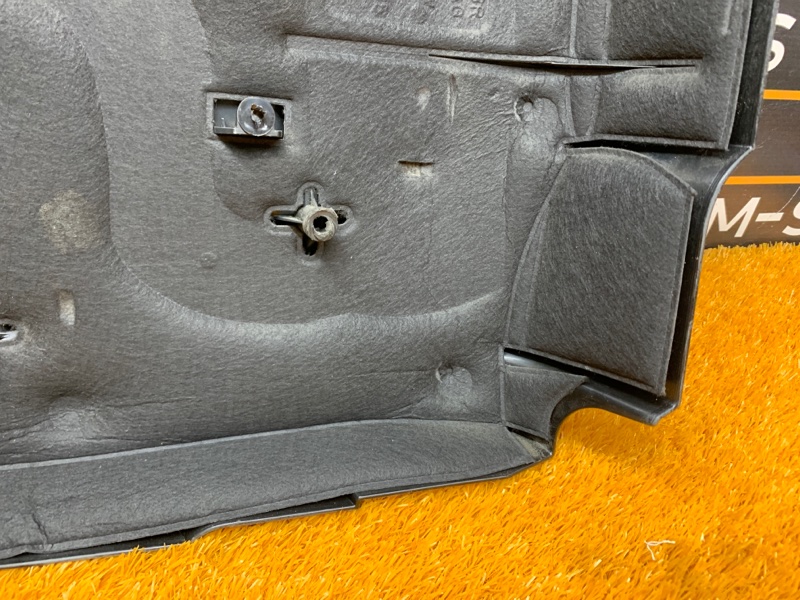 крышка двигателя, 2000 рублей, Красноярск