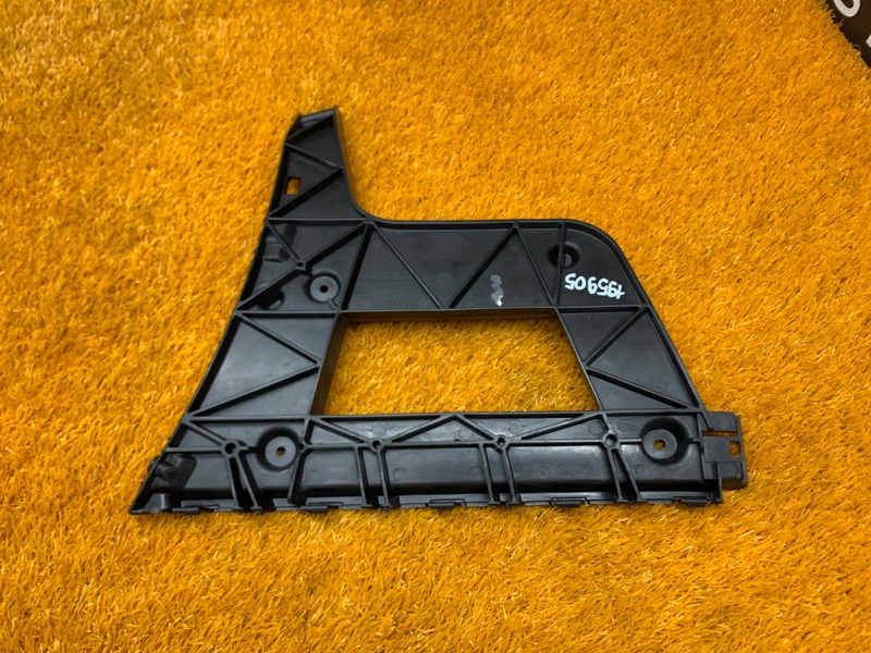 крепление бампера, 450 рублей, Красноярск