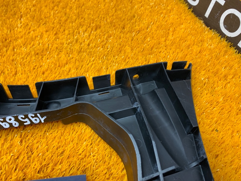 крепление бампера, 630 рублей, Красноярск