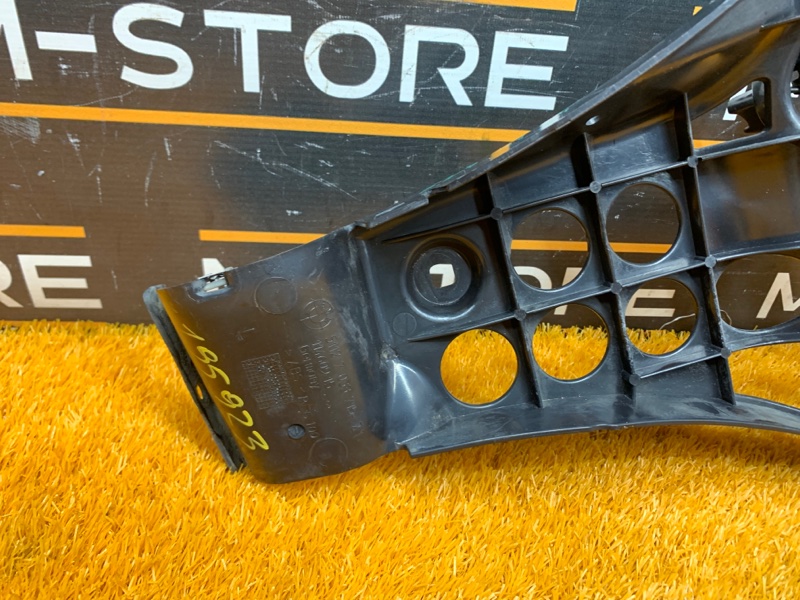 крепление бампера, 400 рублей, Красноярск