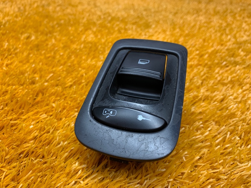 кнопка стеклоподъемника, 210 рублей, Красноярск