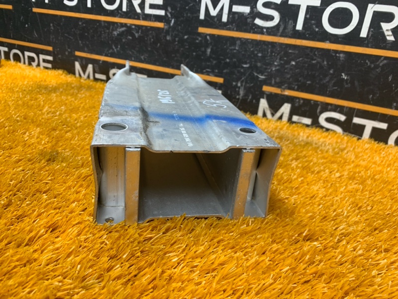 кронштейн усилителя бампера, 1220 рублей, Красноярск