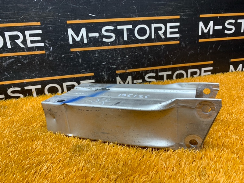 кронштейн усилителя бампера, 1220 рублей, Красноярск