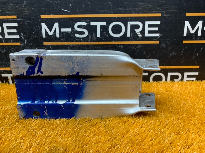 кронштейн усилителя бампера, 1220 рублей, Красноярск