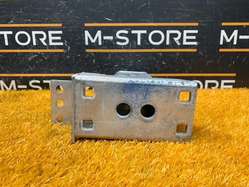 кронштейн усилителя бампера, 1000 рублей, Красноярск