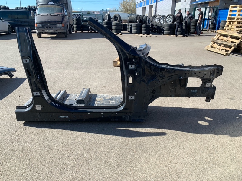 Четверть кузова, 8230 рублей, Красноярск