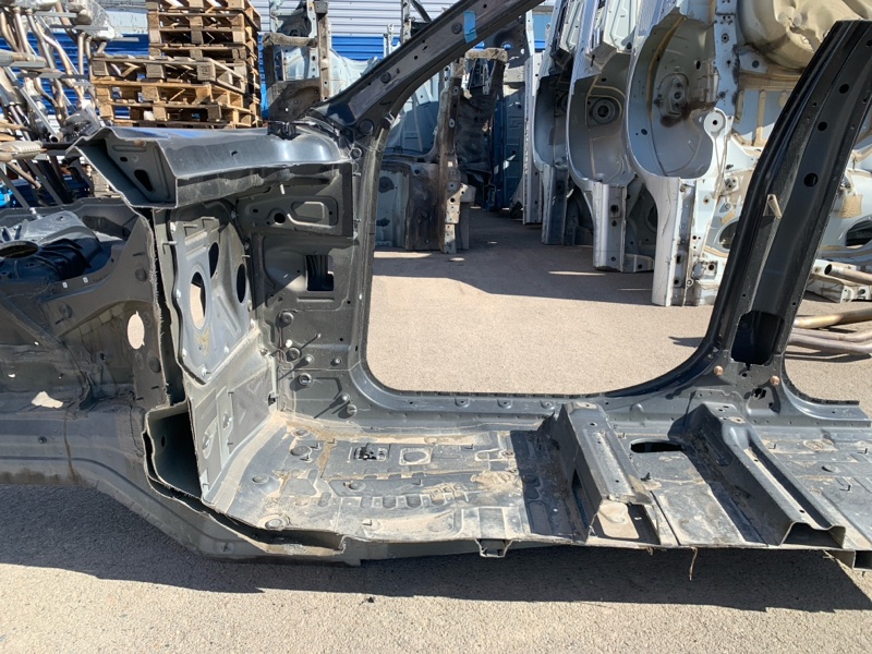 Четверть кузова, 8230 рублей, Красноярск