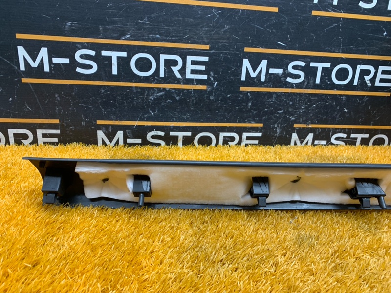 Накладка на порог салона, 860 рублей, Красноярск