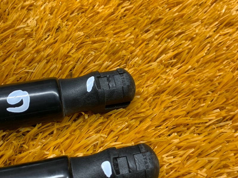 амортизатор капота, 900 рублей, Красноярск