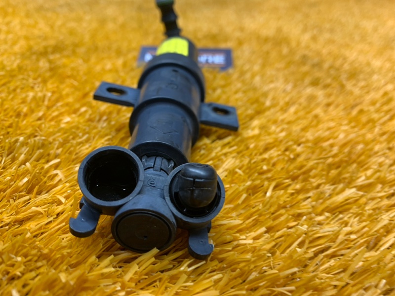 Форсунка омывателя фары, 1060 рублей, Красноярск