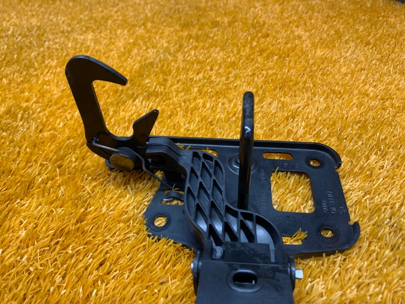 замок капота, 500 рублей, Красноярск