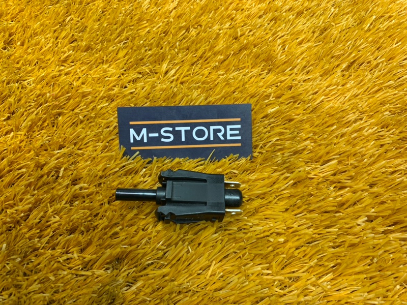 Концевик стояночного тормоза, 200 рублей, Красноярск