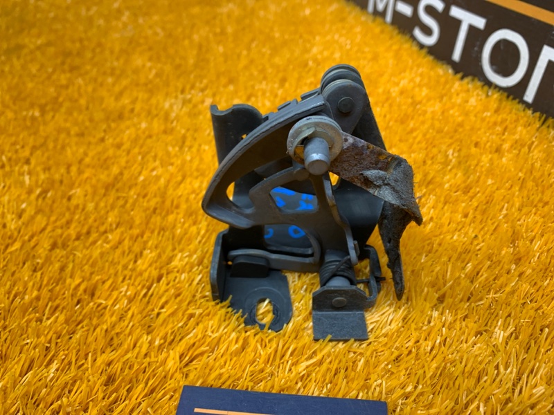 замок капота, 1240 рублей, Красноярск