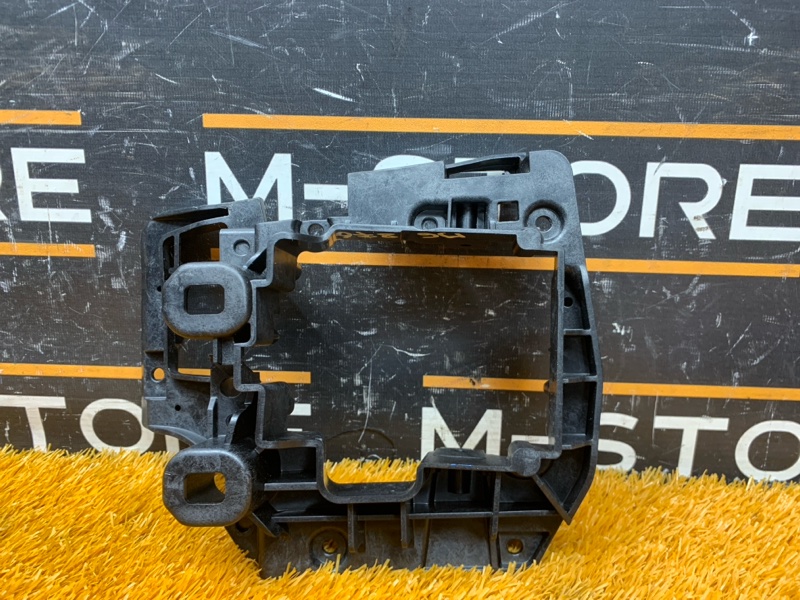 кронштейн центральной консоли, 340 рублей, Красноярск