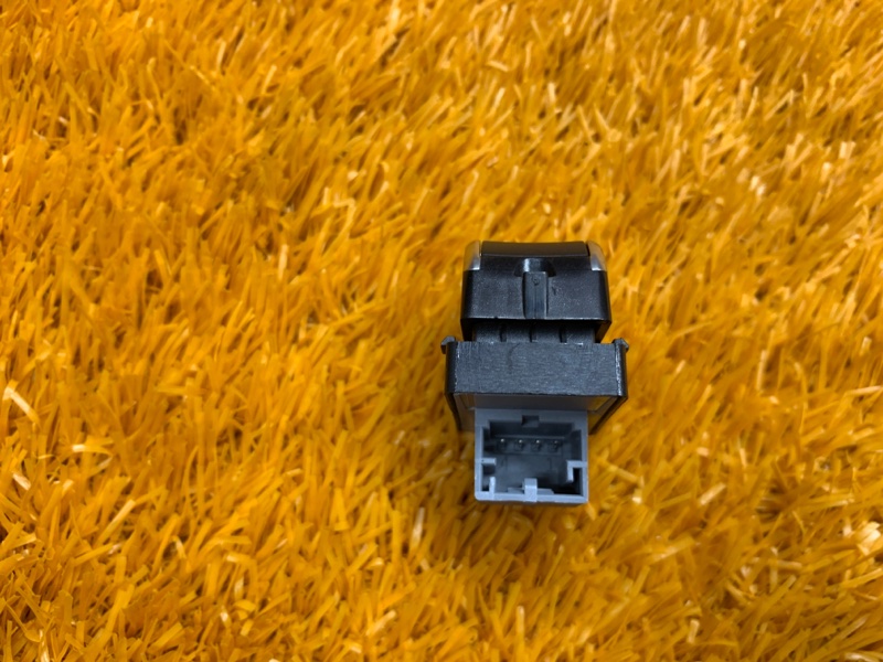 кнопка стеклоподъемника, 300 рублей, Красноярск