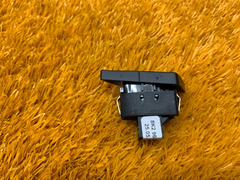 Кнопка центрального замка, 350 рублей, Красноярск