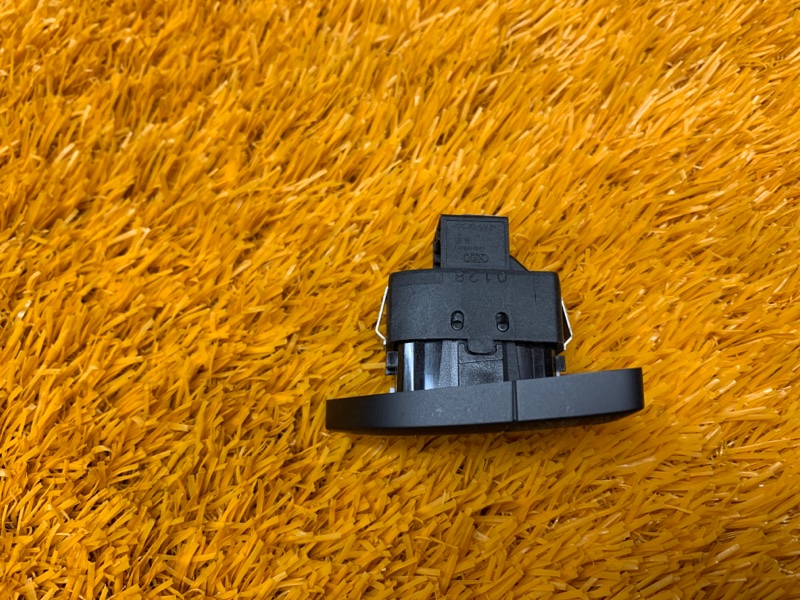 Кнопка центрального замка, 350 рублей, Красноярск