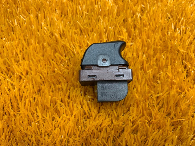 Кнопка открывания багажника, 350 рублей, Красноярск