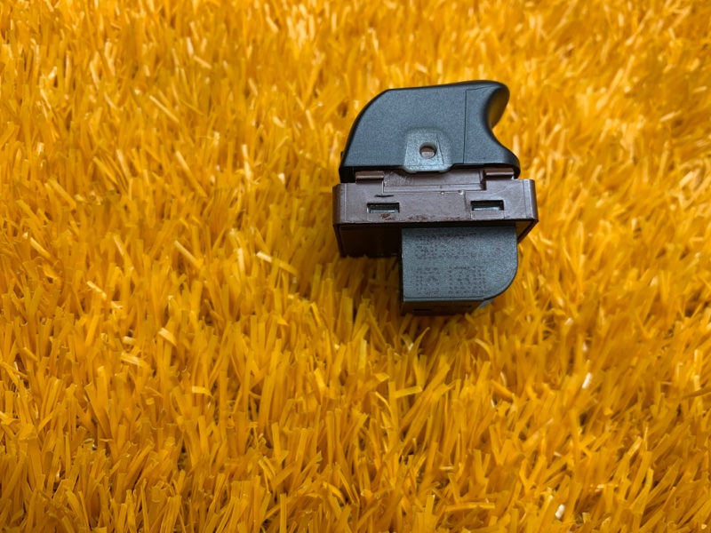 Кнопка открывания багажника, 350 рублей, Красноярск