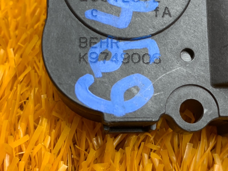 привод заслонки отопителя, 200 рублей, Красноярск